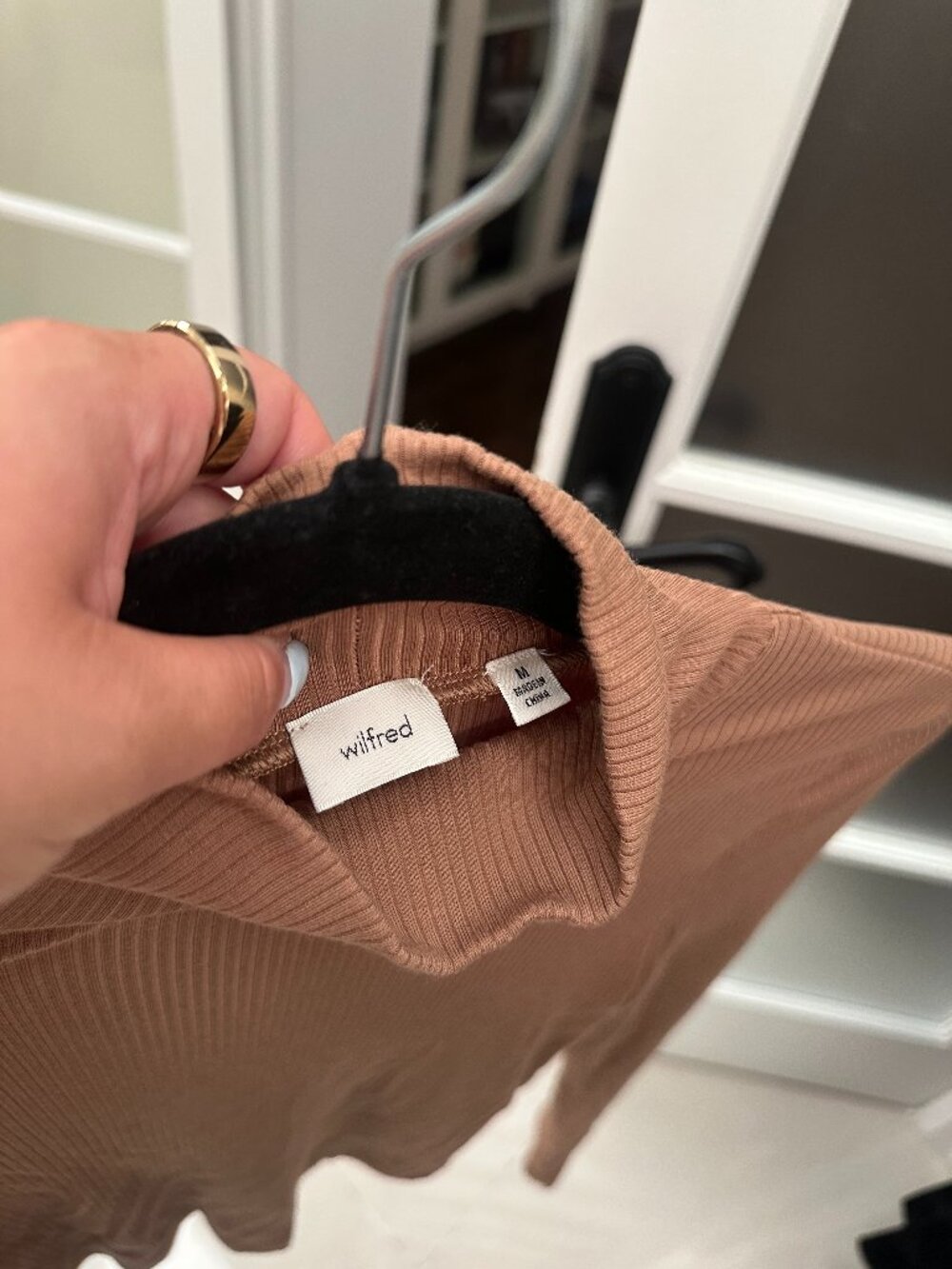 Women's Aritzia Long-Sleeve Turtleneck